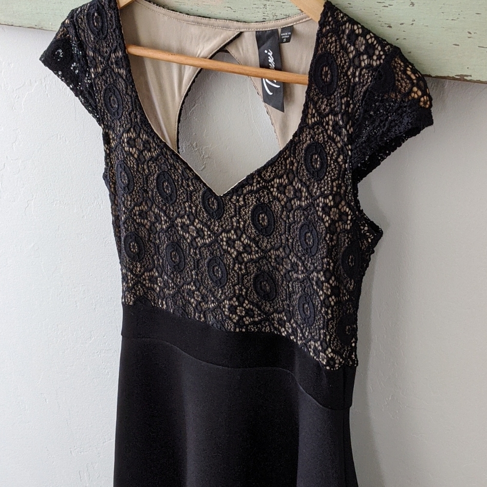 TRIXXI I Open-Backed Stretchy Black Lace A-Line Mini Dress, S - Picture 5 of 16